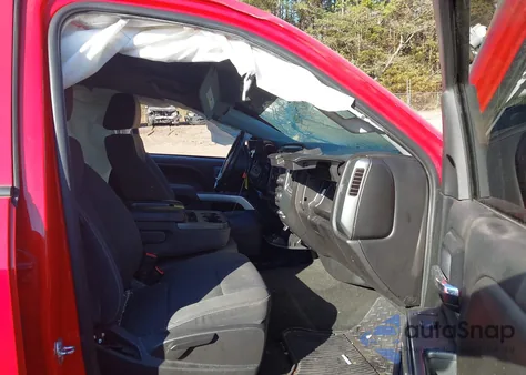 2016 Chevrolet Silverado 1500 2Lt z USA, uszkodzony, nr VIN 3GCUKREC8GG311748